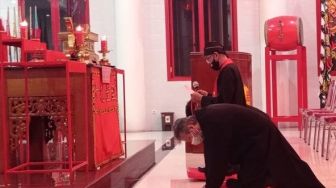 Ciswak, Ritual Tolak Bala Masyarakat Konghucu Surabaya Jelang Perayaan Imlek 2022