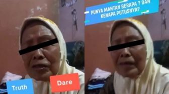 Viral Simbah Main Truth or Dare, Dapat Pertanyaan Jumlah Mantan, Jawabannya Mantul!