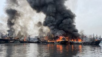 Belasan Kapal di Pelabuhan Tegal Ludes Terbakar, Begini Kondisinya