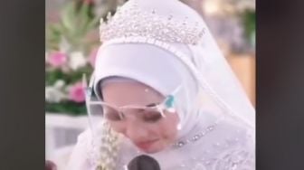 Merusak Momen Haru, Pengantin Perempuan Malah Sebut Nama Pria Lain Saat Minta Restu