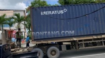Viral Truck Kontainer Tersangkut Kabel Listrik di Bontang, Faisal Minta Pihak Terkait Belajar dari Peristiwa Muara Rapak