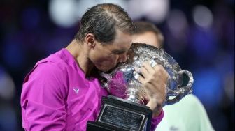 Rafael Nadal Sah Jadi Raja Grand Slam, Roger Federer Kasih Selamat