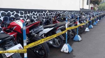Sering Bikin Kesal Warga, Ratusan Sepeda Motor Berknalpot Bising di Majalengka Diamankan Polisi