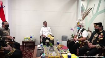 Bertemu Jokowi, Tokoh Adat Kaltim Minta Masyarakat Asli Dilibatkan Dalam Pembangunan IKN