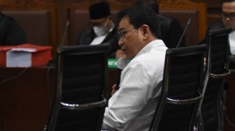Sempat Ditunda, KPK Optimis Hari Ini Azis Syamsuddin Divonis Bersalah