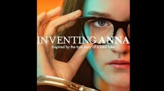 9 Rekomendasi Serial Netflix Bulan Ini, Inventing Anna Diangkat dari Kisah Nyata