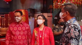 Tahun Baru Imlek, Anies Kunjungi Kelenteng Hian Thian Siang Tee Bio di Jakarta Barat