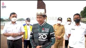 Covid-19 Lagi Menggila, Alasan Istana Jokowi Tetap Kunker ke Daerah Bareng Rombongan Menteri