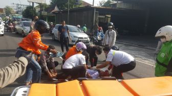 Niat Beri Jalan Ambulans, Pengendara Sepeda Motor di Mlati Kecelakaan dengan Mobil
