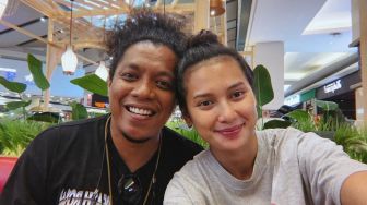 Menangis Ingin Rukiah Putrinya karena Nikah dengan Arie kriting, Ibu Indah Permatasari Dikritik