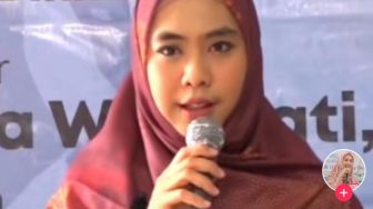 Ceramah Oki Setiana Dewi Dianggap Legalkan KDRT, Tsamara : Kalau Ada Suami Pukul Istri, Namanya KDRT