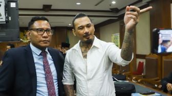 Adam Deni Ditangkap Polisi, Jerinx SID: Rajin-rajin Minum Susu, Jangan Terlalu Sombong