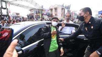Politisi PKS Alifudin Soroti Kerumunan Saat Kedatangan Jokowi di Sumut; Harusnya Dihindari, Eh Malah Buat Kerumunan