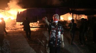Tempat Relokasi Pasar Johar Jawa Tengah Kebakaran, Gubernur Ganjar Langsung Tinjau Lokasi