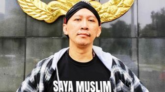 Prabowo Disebut Ahmad Dhani Ditinggal Umat Islam, Abu Janda Naik Pitam: Berarti Tidak Waras?