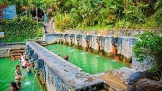 Berendam Air Panas Alami di Buleleng, Destinasi Wisata Berusia Ratusan Tahun