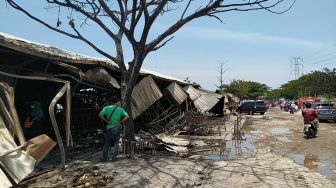 Kebakaran di Relokasi Pasar Johar, Sania Rugi Rp50 Juta: Bingung Tak Bisa Bayar Kontrakan Rumah