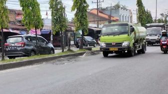 Warga Minta Jalan Bergelombang Sekitar Simpang Selayang Medan Diperbaiki