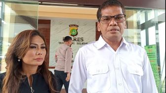 Kasus KDRT Suami Mandek, Ibunda Frederika Cull Sambangi Polres Tangsel