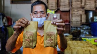 Geliat Toko Kopi Legendaris di Jatinegara