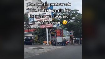 Viral! Curhat Kesal Pom Bensin Ada Juru Parkir, Tuai Perdebatan Publik, Wajar atau Aneh?