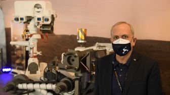 Mantan Pejabat NASA Bangun Perusahaan Baru Bikin Pos Terdepan Robotik Dekat Bulan