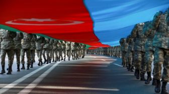 Azerbaijan Bebaskan 8 Tahanan Armenia Menjelang Mediasi