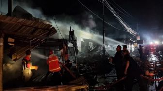 Kebakaran Pasar Suraberata, Kerugian Ditaksir Hingga Rp1 Miliar
