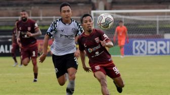 Laga Borneo FC vs Tira Persikabo Tuai Sorotan, Kiper Tepis Bola di Luar Kotak Penalti Tak Pelanggaran