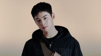 Sambil Nangis, Cha Eun Woo Akui Pernah Mohon-Mohon Minta Balikan ke Mantan Pacar