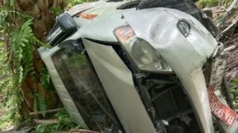 Mobil Ambulans Pemkab Solok Masuk Jurang Usai Vaksinasi Pelajar SD, Begini Nasib 5 Tenaga Kesehatan dan Sopirnya