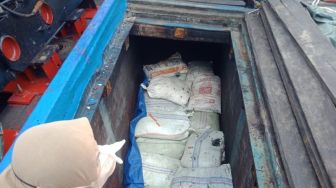 Kabupaten Bintan Kembali Ekspor 5 Ton Arang Tempurung Kelapa ke Malaysia