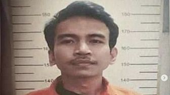 Adam Deni Terinfeksi Virus di Penjara, Pengacara : Dia Punya Maag Akut dari Kecil Kata Mamanya