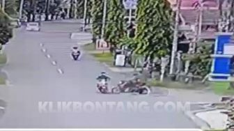 Kecelakaan di Jalan Simon Tampubolon HOP 4 Bontang, Pengedara Motor Terpental dan Terguling, 1 Orang Meninggal