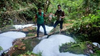 Fenomena Aliran Sungai Berbusa di Kampung Beru Gowa Bukan Pencemaran Lingkungan