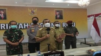 Gubernur Riau Paparkan Ketersediaan Tempat Tidur di Rumah Sakit Rujukan