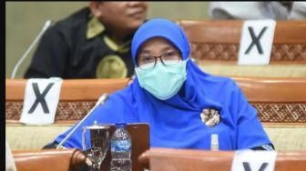 JHT Cair di Usia 56 Tahun, Netty Prasetiyani : Ini Mencederai Rasa Kemanusiaan dan Tidak Peka Kondisi Pekerja