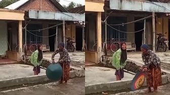 Bikin Gemas, Dua Nenek Ini Tertawa dan Bercanda Bersama: Menua Bersama Bestie