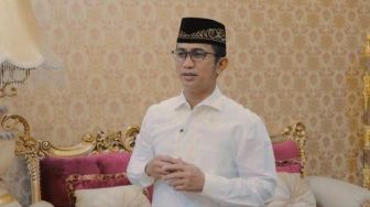 Heboh Kehidupan Mewah yang Tak Wajar Keluarga Wali Kota Rahmad Mas'ud Viral di TikTok, Netizen: Sultan