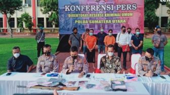 Meninggal Dalam Kerangkeng Manusia, Makam Sarianto dan Abdul Sidik Dibongkar Polisi