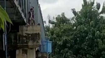 Bocah 14 Tahun Mencoba Bunuh Diri di Jembatan Kaliketek