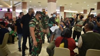 Danrem 063/SGJ Tinjau Pelaksanaan Vaksinasi dan Pameran Alutsista di GCM