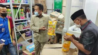 Terbongkar Permainan Minimarket di Pringsewu, Rak Display Kosong Dicek ke Gudang Stok Minyak Goreng Melimpah