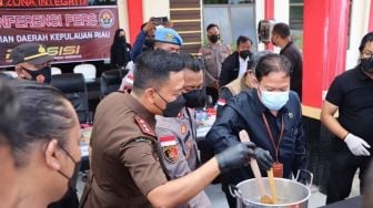 Dua Pemuda di Bintan Jadi Pengedar Sabu Seberat 2,1 Kg, Terancam Hukuman Mati