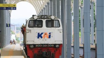 Pengoperasian Jalur Kereta Pertama di Sulawesi Ditargetkan Oktober 2022