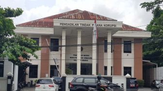 Sidang Dugaan Korupsi Bupati Banjarnegara Ditunda Karena Terdakwa Positif COVID-19