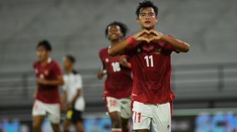 Pratama Arhan Bikin Assist Sensasional Lewat Lemparan Jauh di Laga Timnas Indonesia vs Curacao