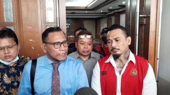 Jaksa Belum Siap Baca Tuntutan, Sidang Jerinx SID Ditunda hingga Jumat