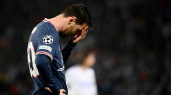 5 Hits Bola: Lionel Messi Disoraki Penonton, PSG Kalahkan Bordeaux 3-0