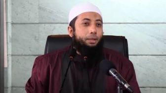 Sarankan Tak Belanja Lebaran di Atas 10 Ramadhan, Ustaz Khalid Basalamah Ungkap Alasannya